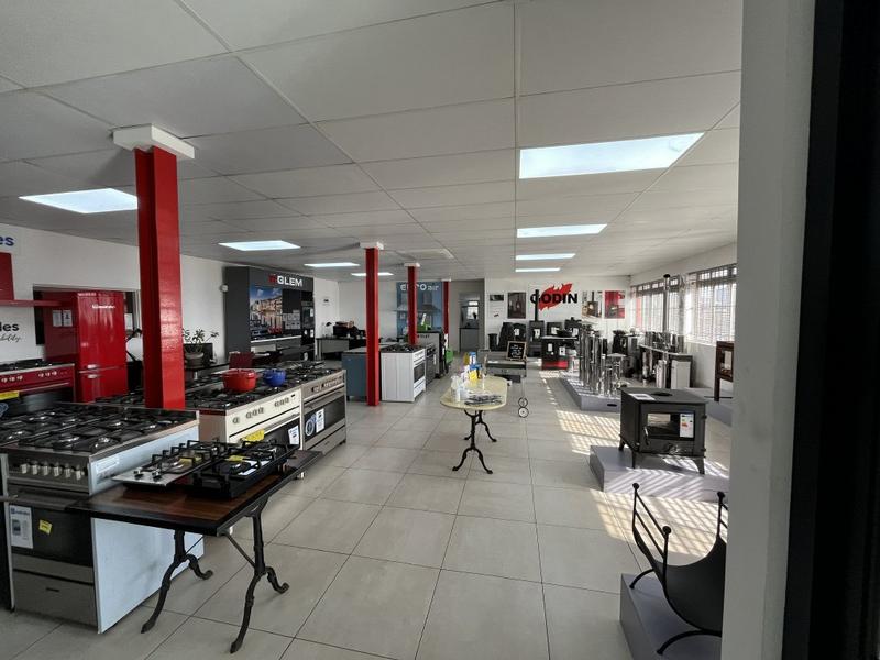 To Let commercial Property for Rent in Paarden Eiland Western Cape